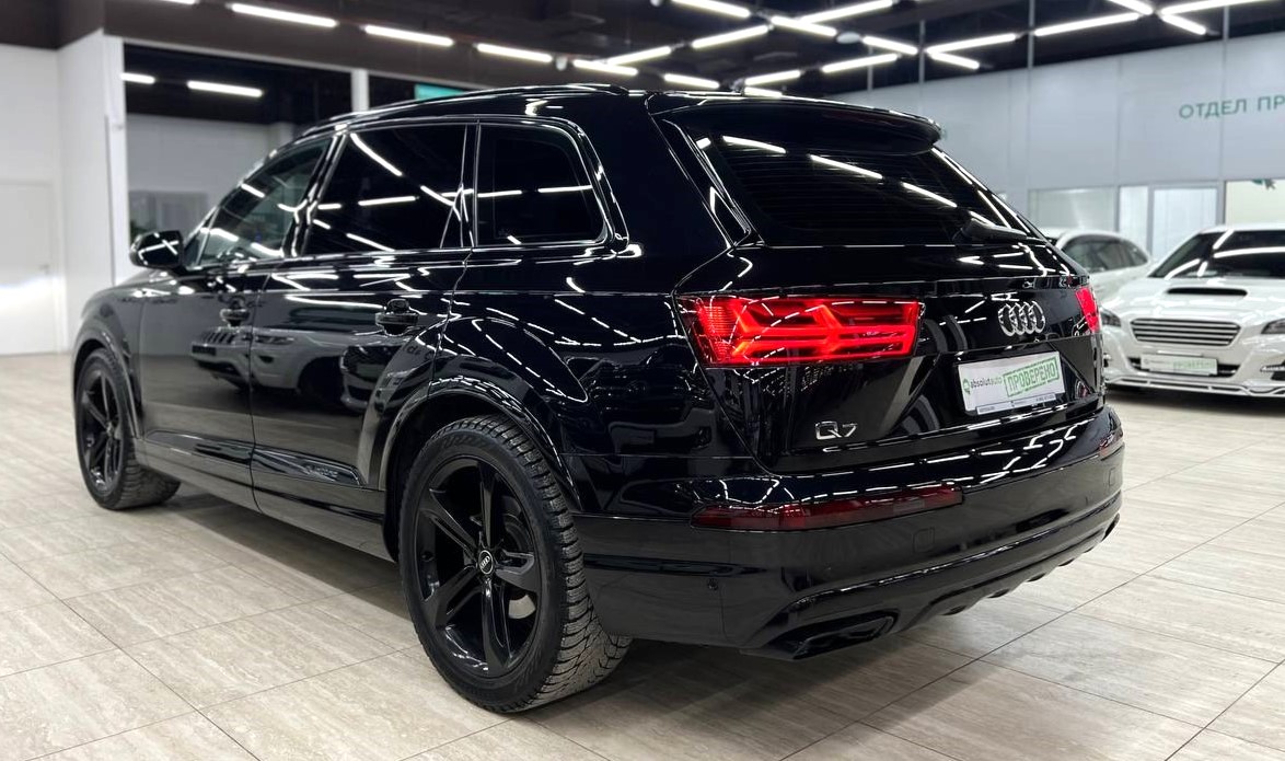 Audi Q7