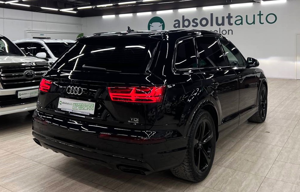 Audi Q7