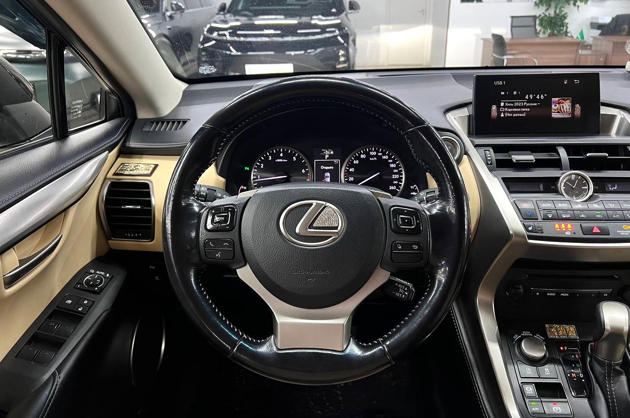Lexus NX