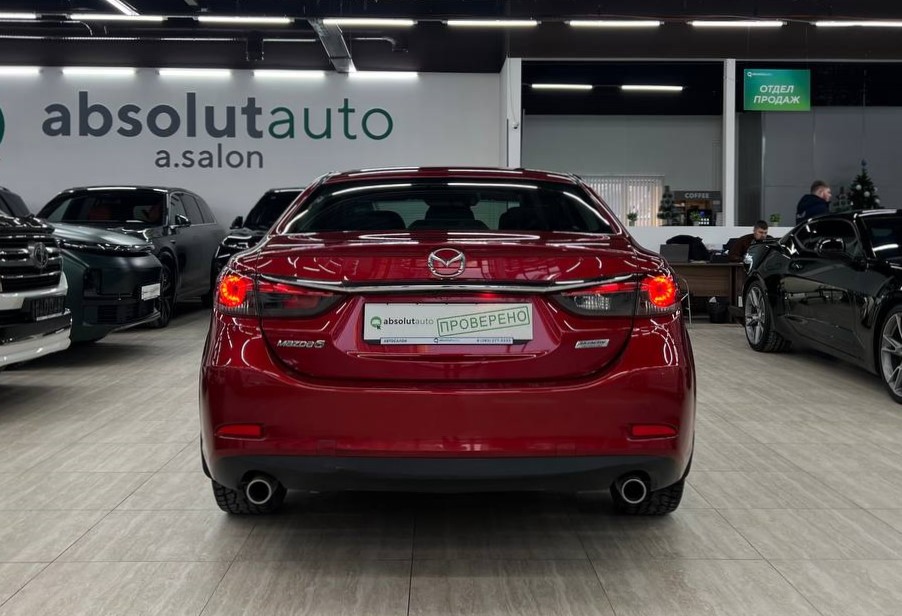 Mazda 6