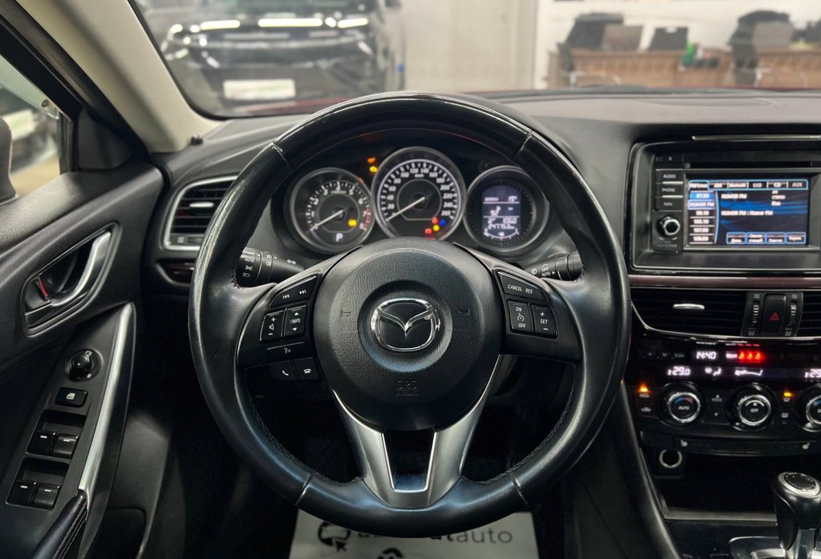 Mazda 6