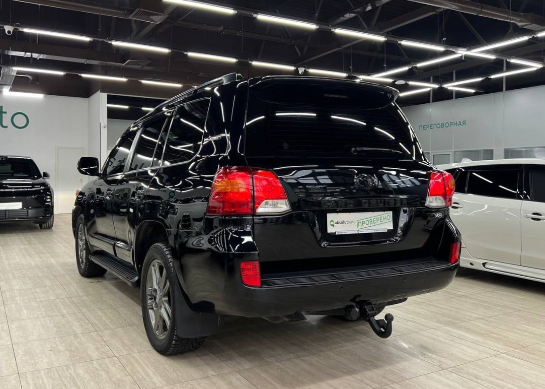 Toyota Land Cruiser