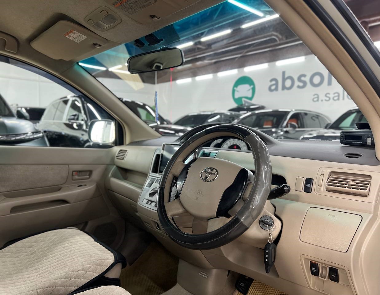 Toyota Raum