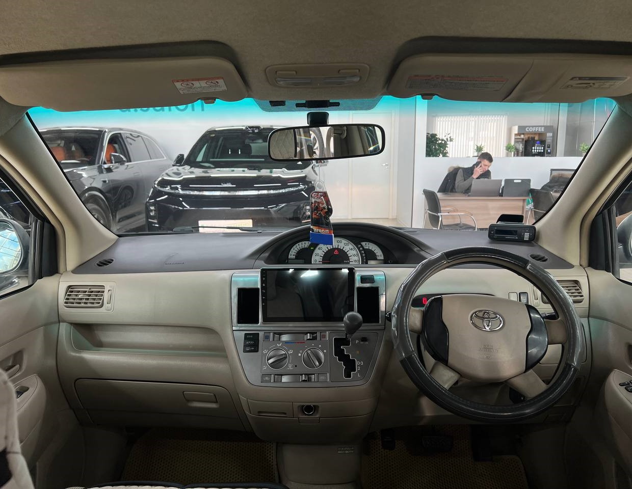 Toyota Raum