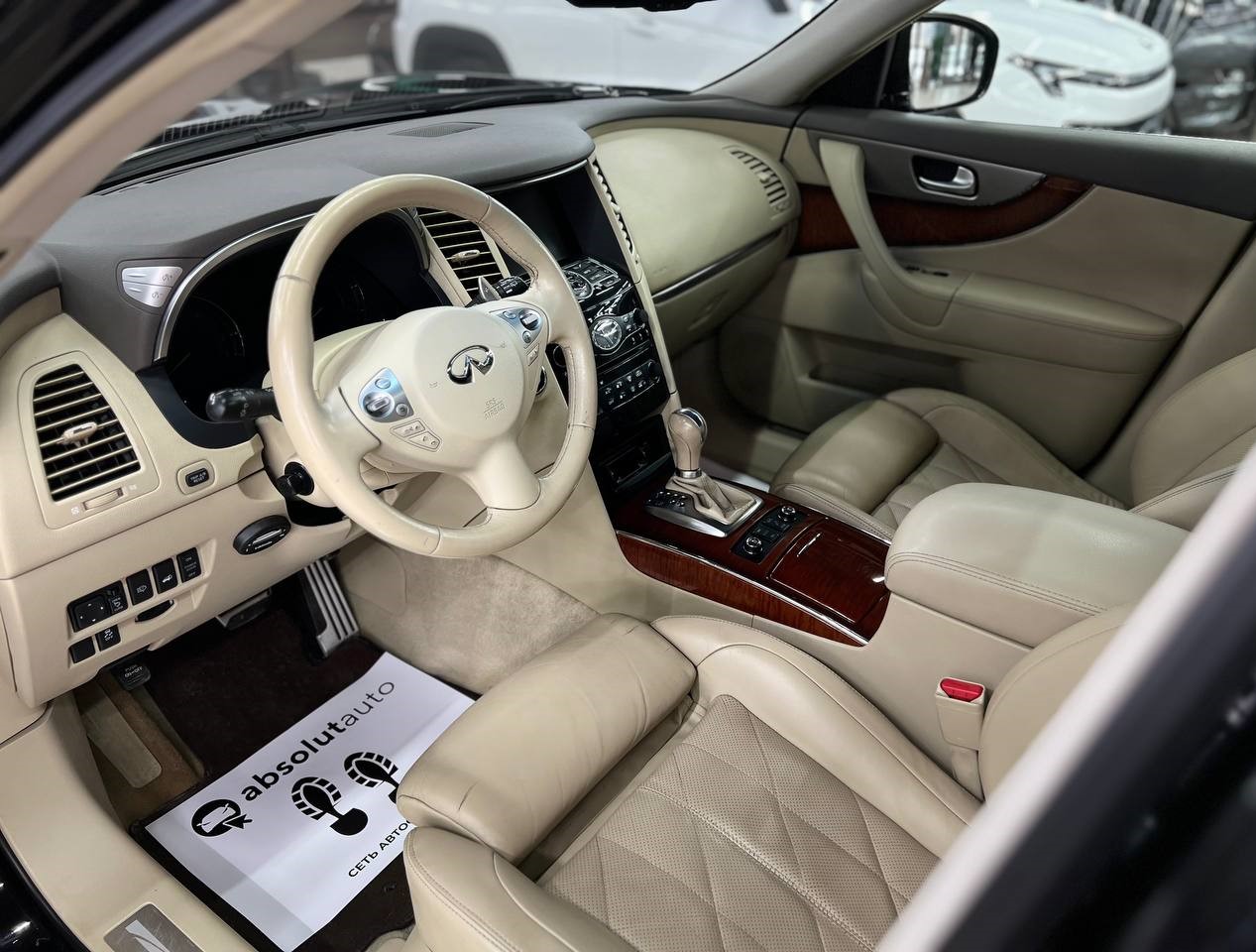 Infiniti FX
