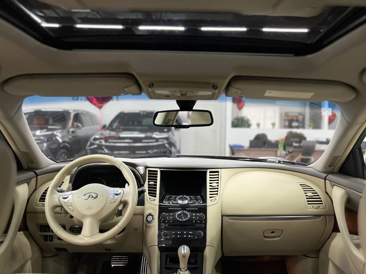 Infiniti FX