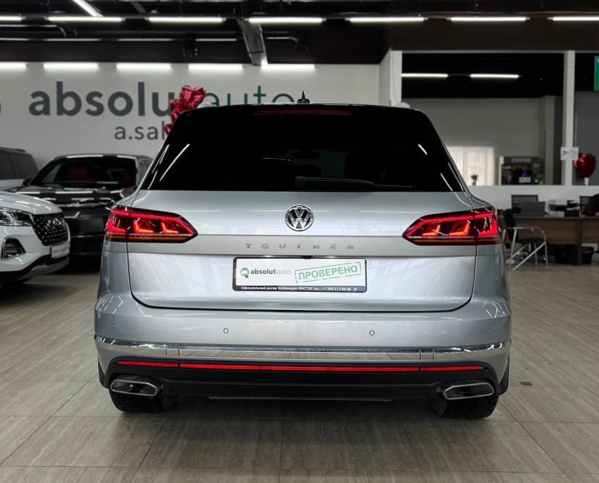 Volkswagen Touareg