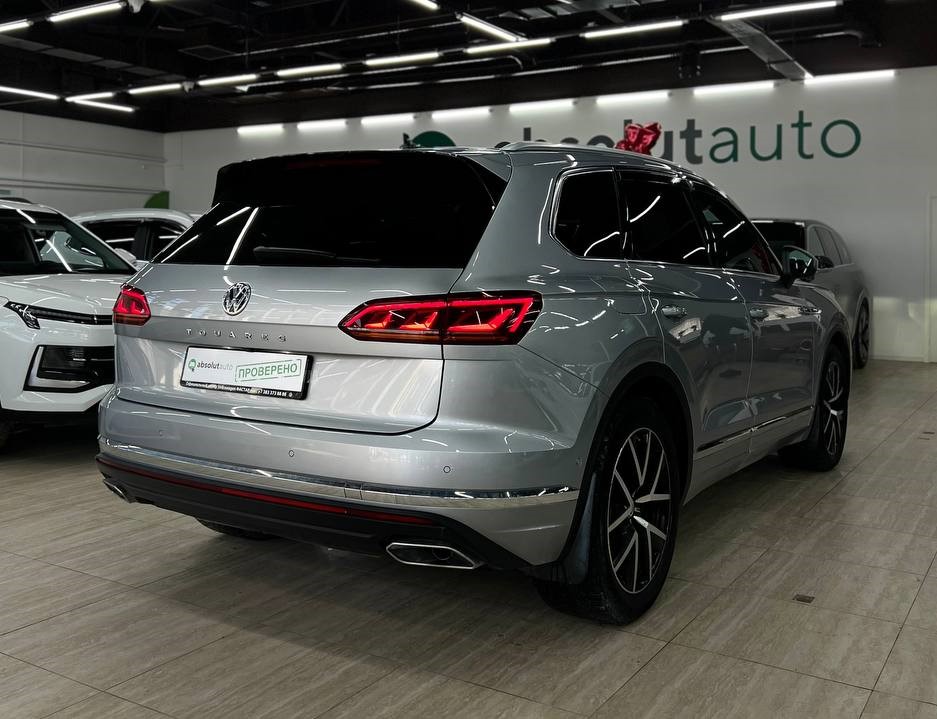Volkswagen Touareg