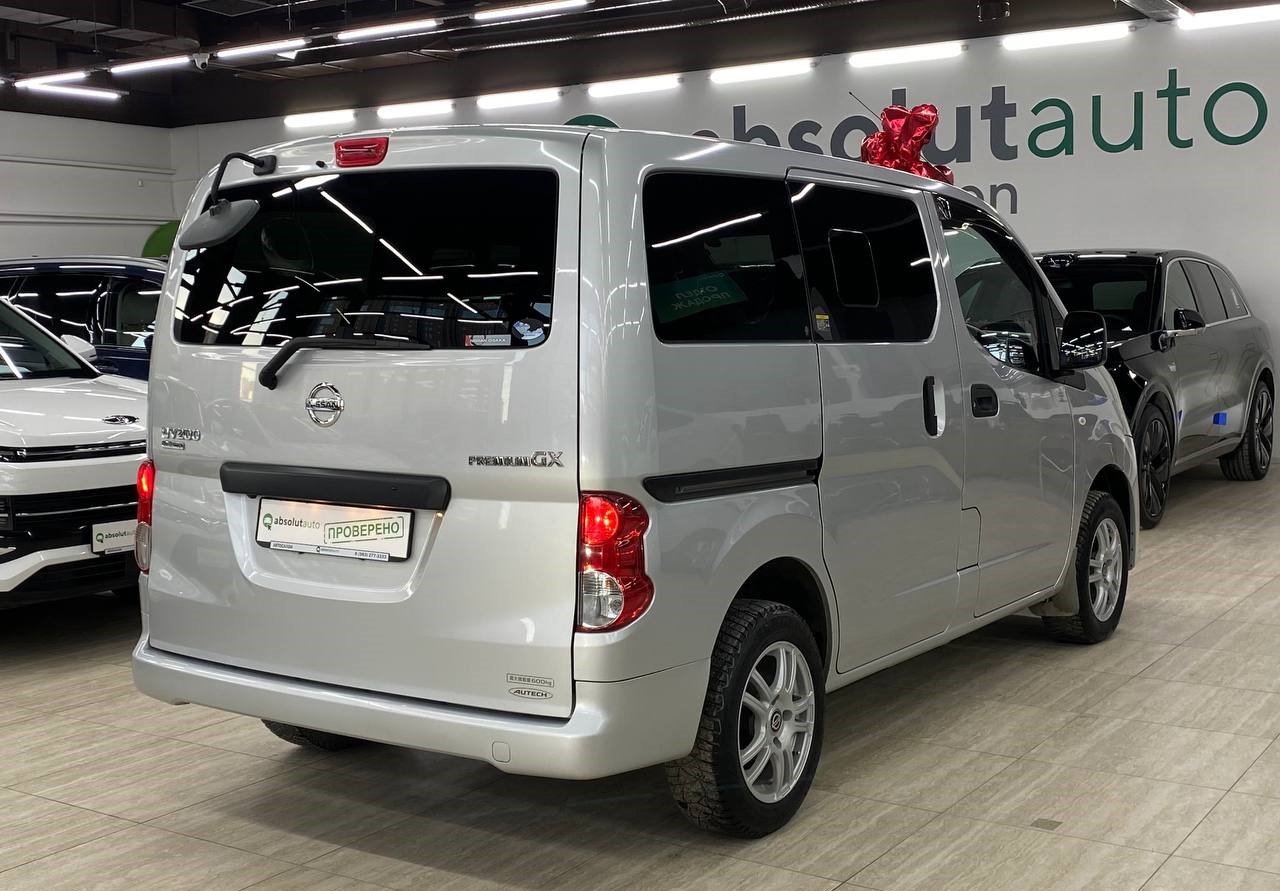 Nissan NV200