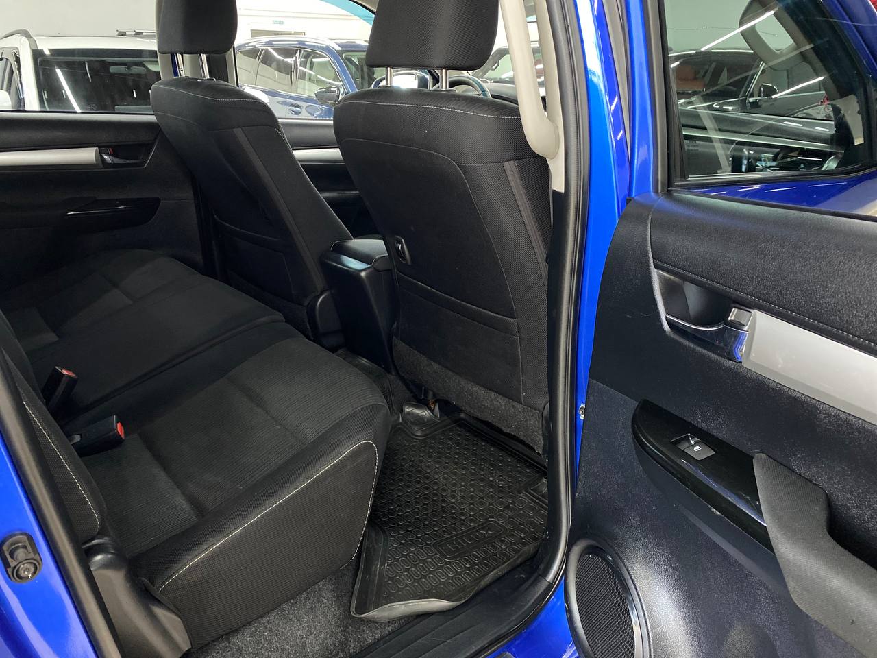 Toyota Hilux