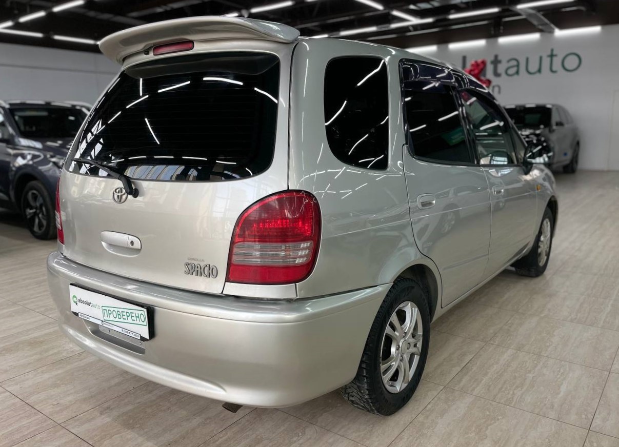 Toyota Corolla Spacio