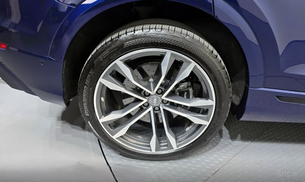 Audi SQ7