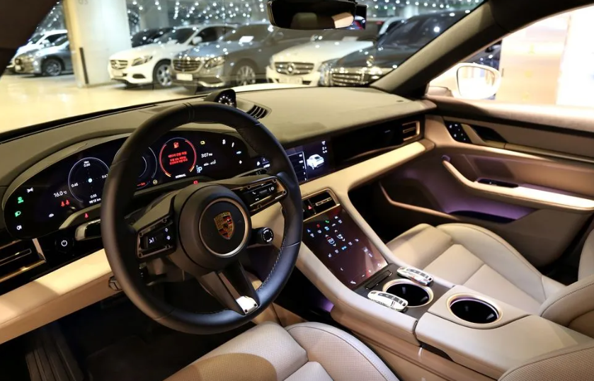 Porsche Taycan