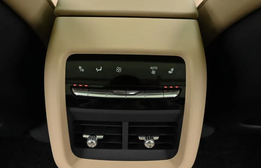 Cadillac Lyriq
