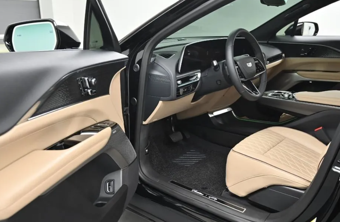 Cadillac Lyriq