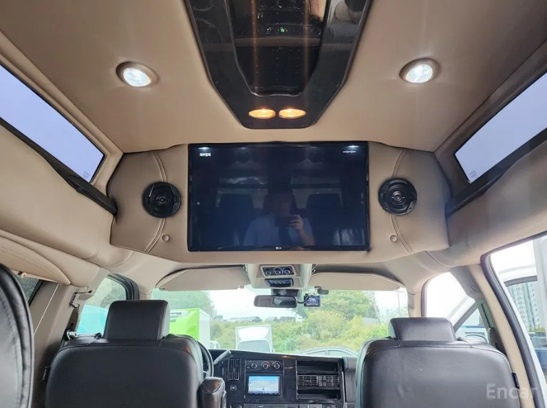 GMC Savana
