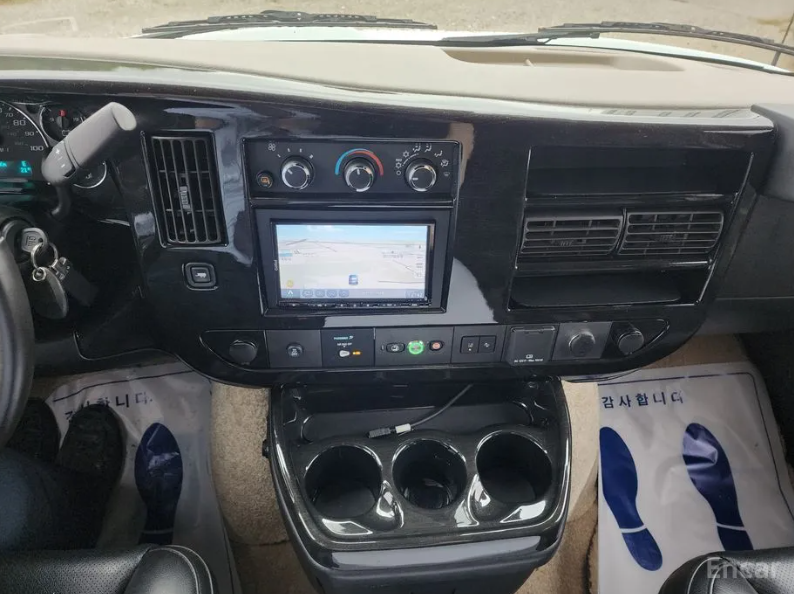 GMC Savana