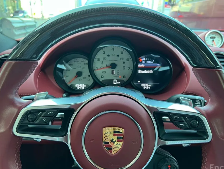 Porsche 718 Cayman