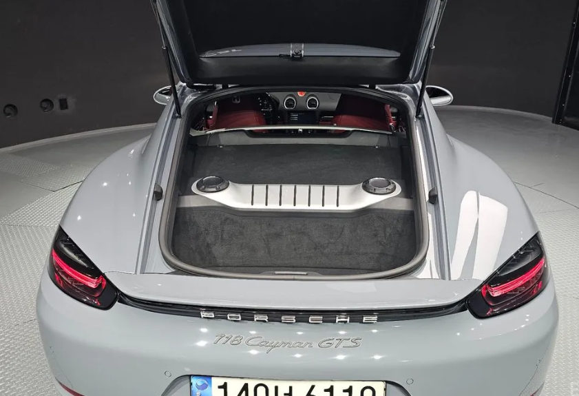 Porsche Cayman