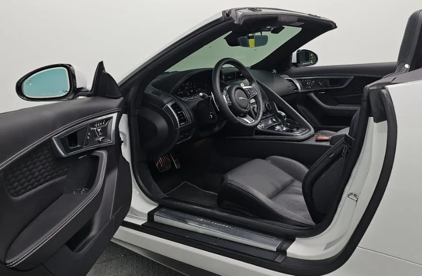 Jaguar F-Type