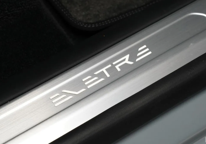 Lotus EletreS