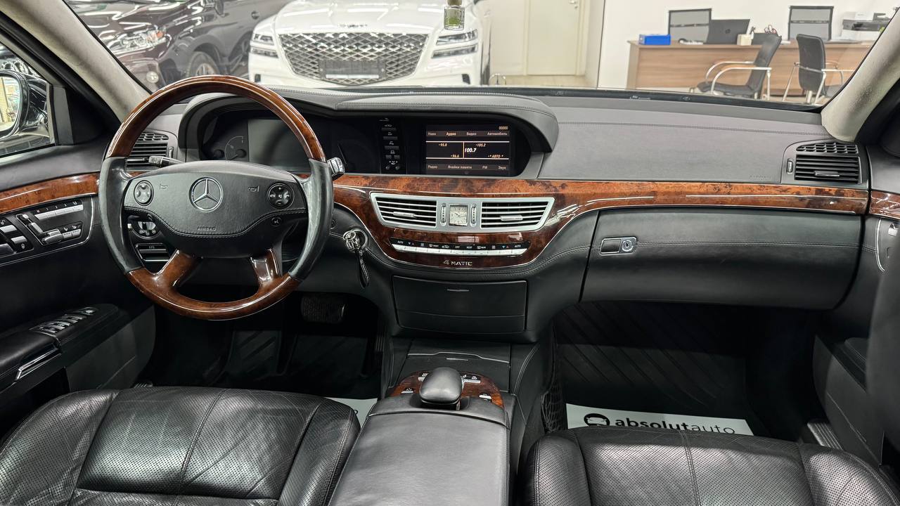 Mercedes-Benz S-klasse