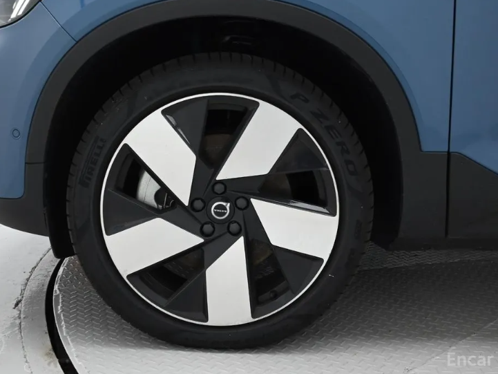 Volvo C40