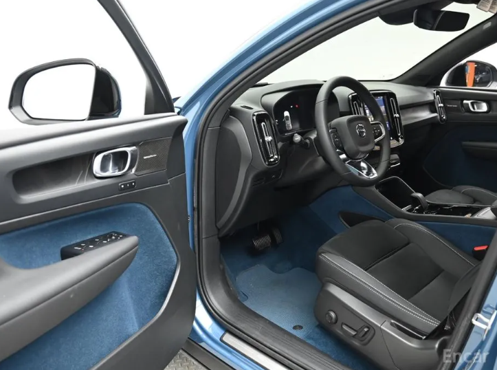 Volvo C40