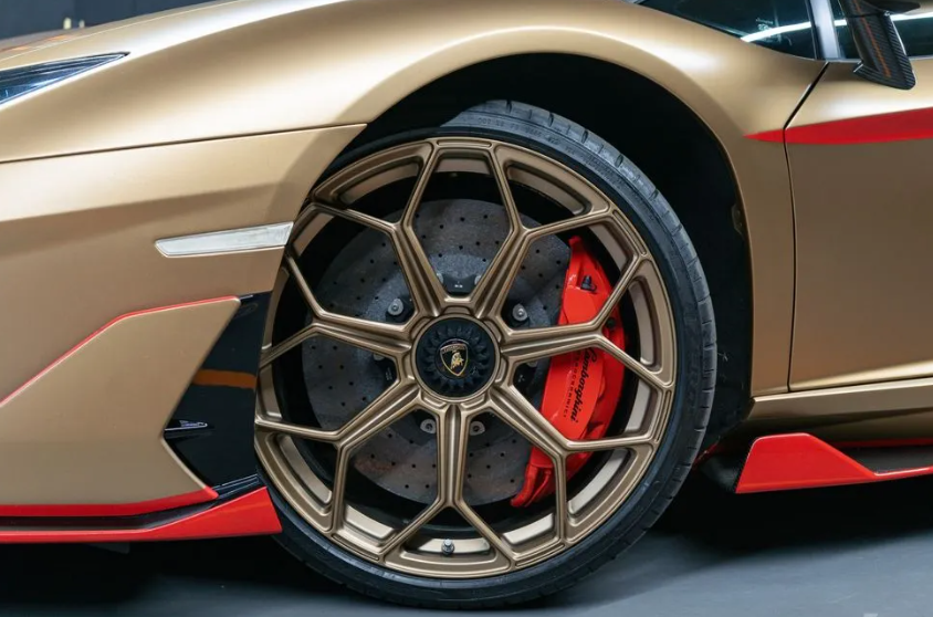 Lamborghini Aventador