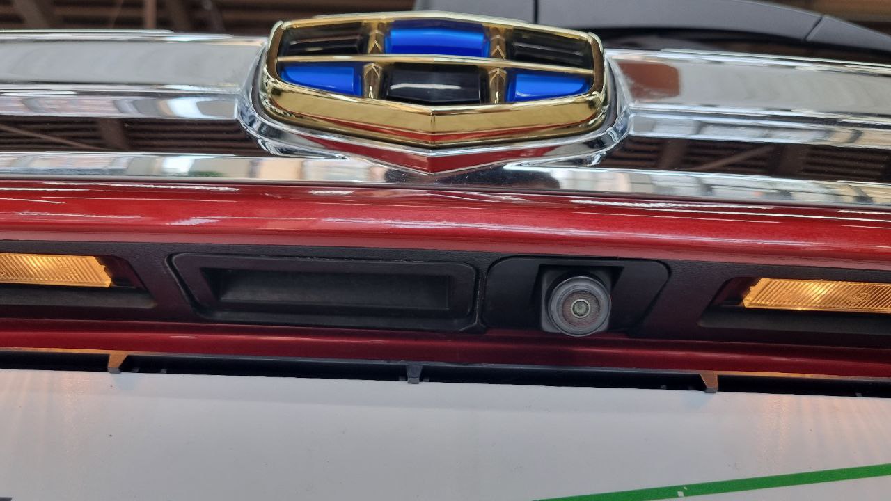 Geely Atlas