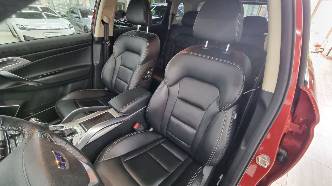 Geely Atlas