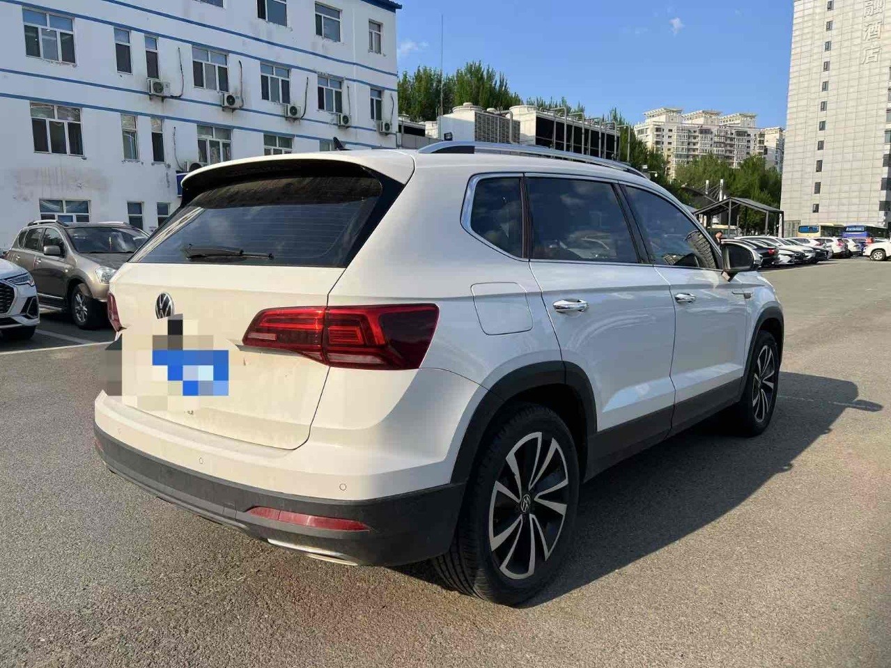 Volkswagen Tharu