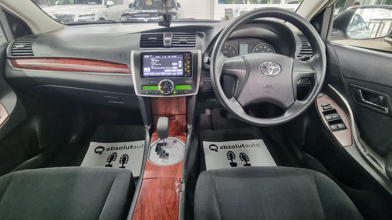 Toyota Premio