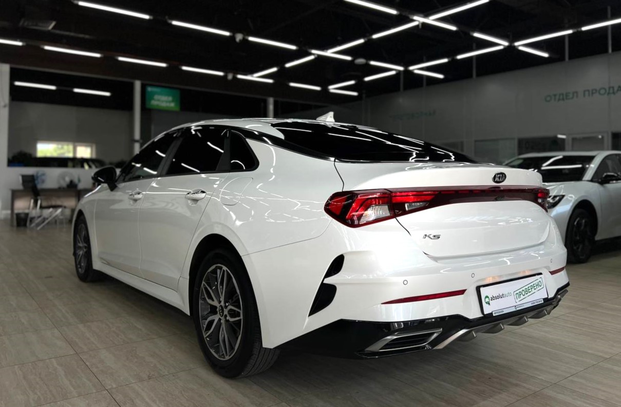 Kia K5