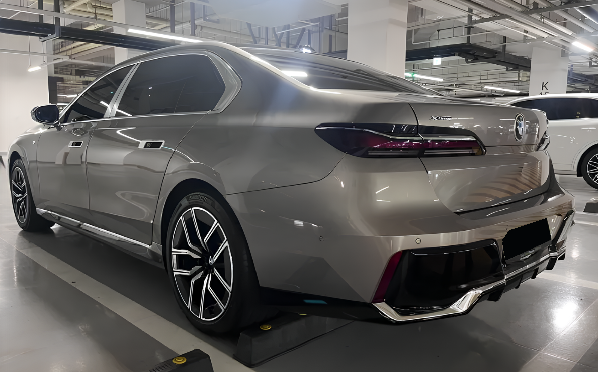 BMW 7 серия