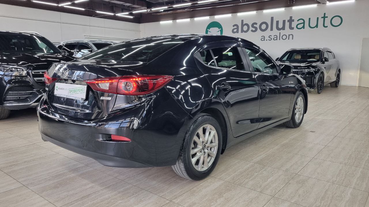 Mazda Axela