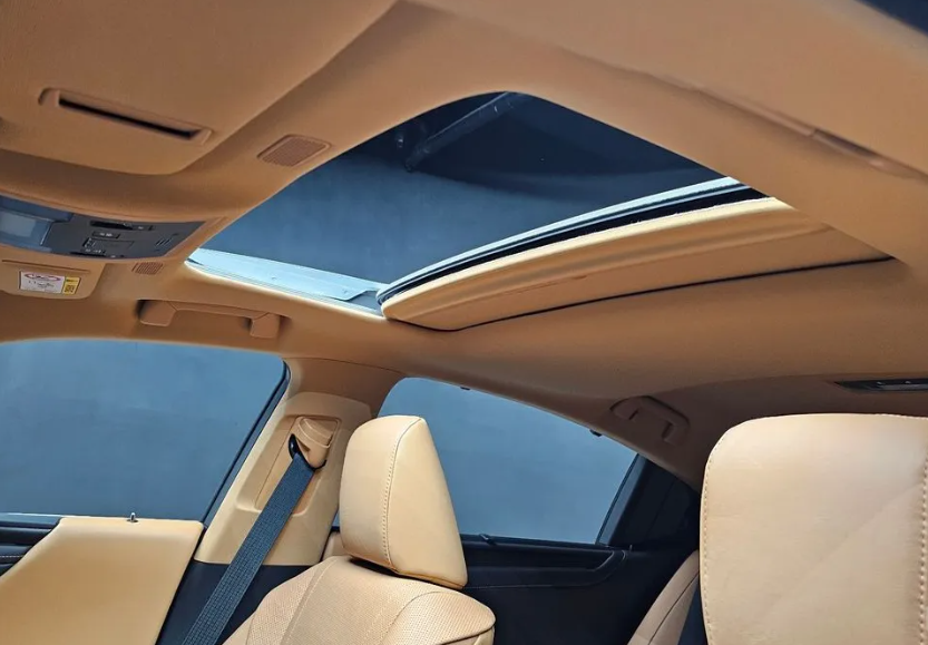 Lexus ES 300h