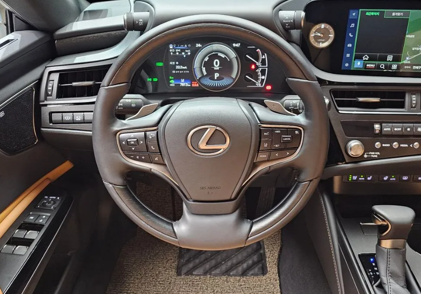Lexus ES 300h
