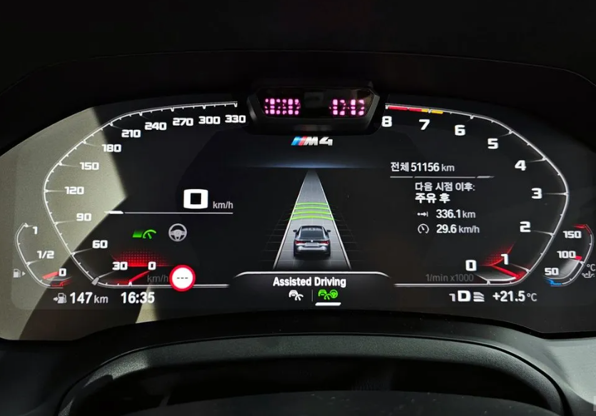 BMW M4