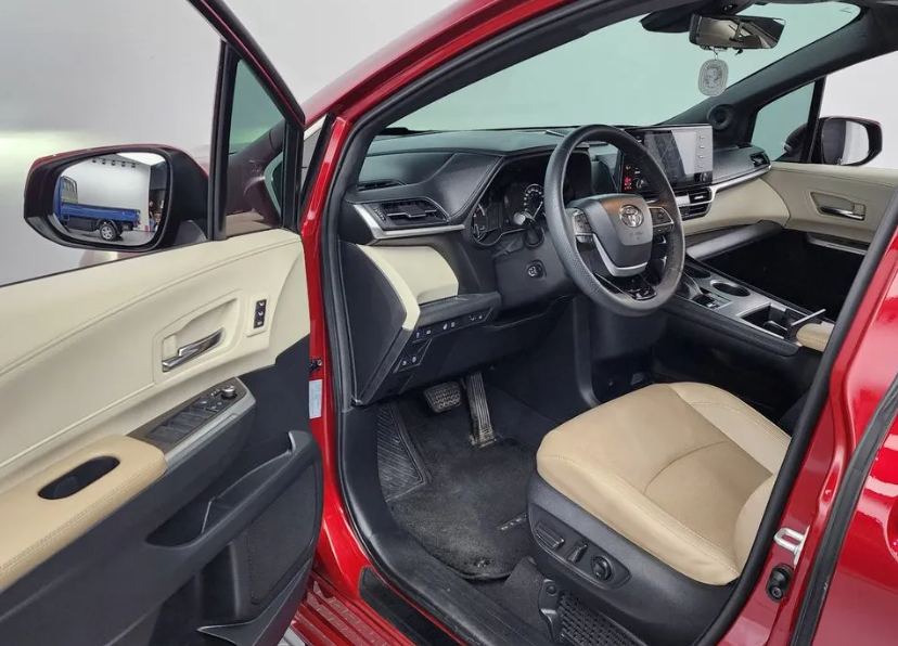 Toyota Sienna