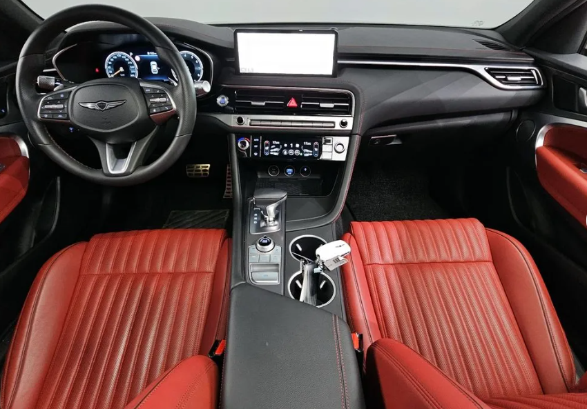 Genesis G70