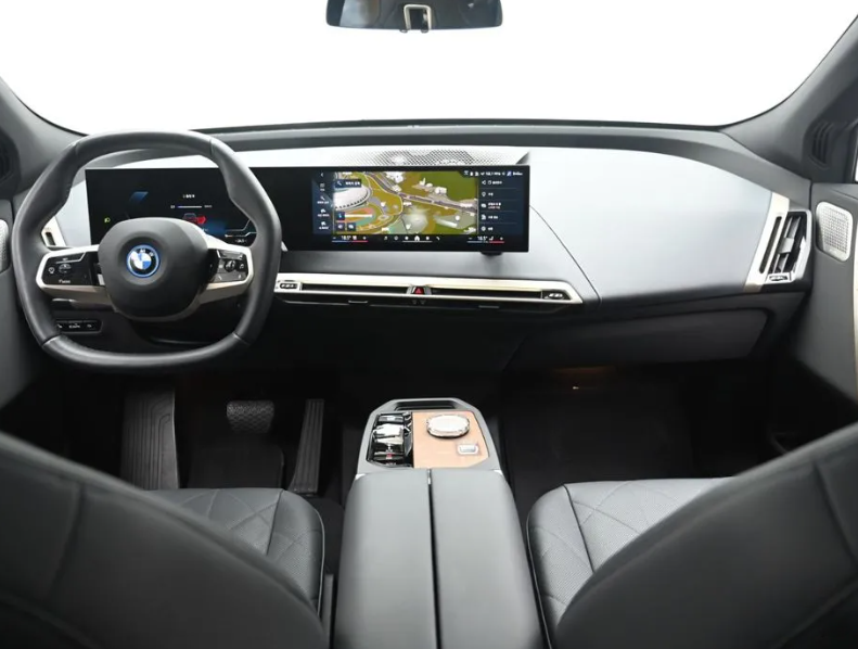 BMW iX