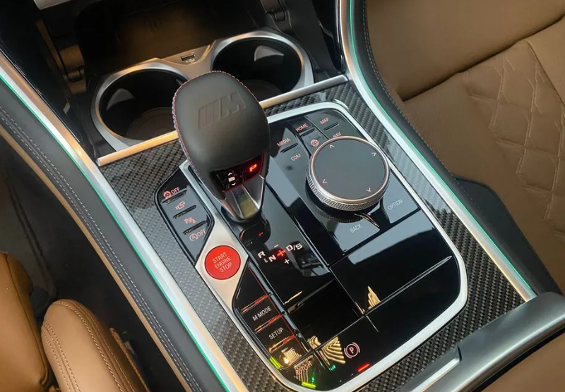 BMW M8