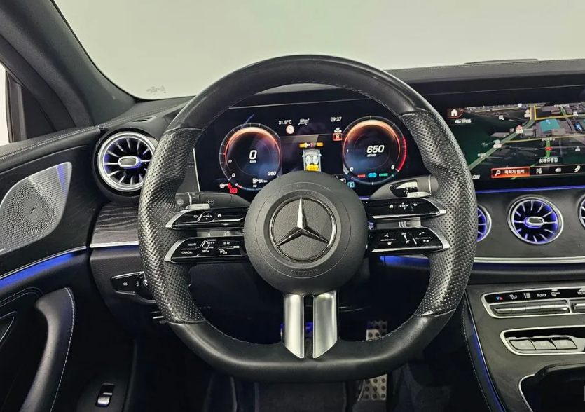 Mercedes-Benz CLS-Class