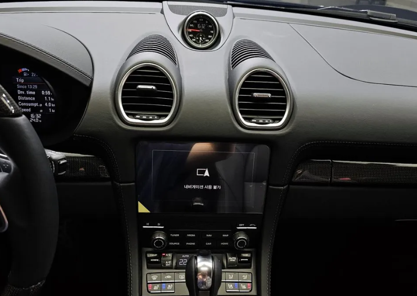 Porsche 718 Boxster
