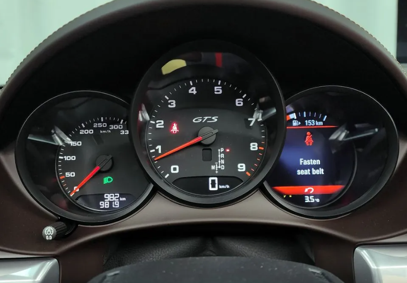 Porsche 718 Boxster