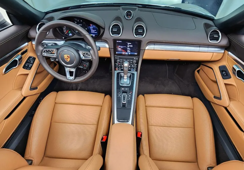 Porsche 718 Boxster