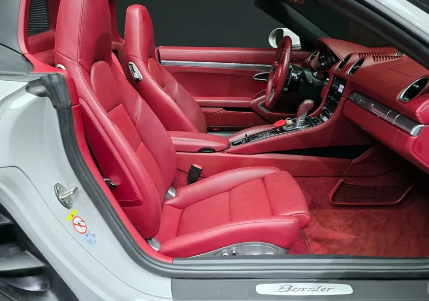 Porsche 718 Boxster