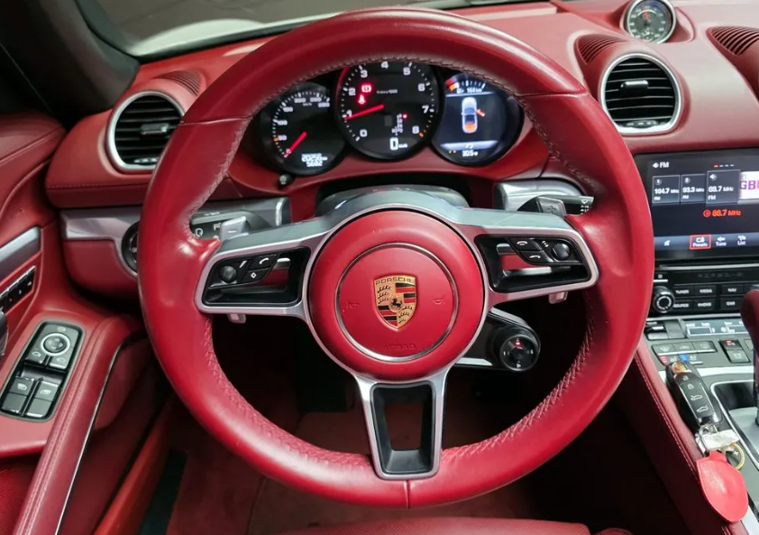 Porsche 718 Boxster