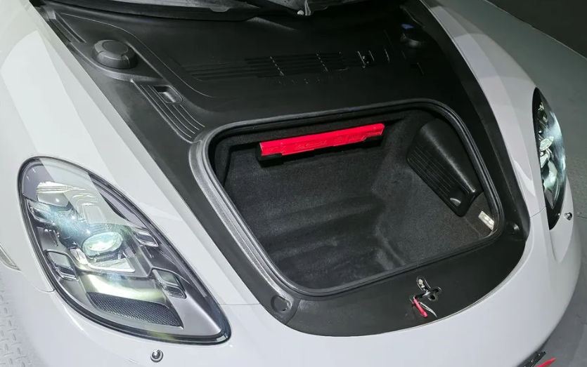 Porsche 718 Boxster
